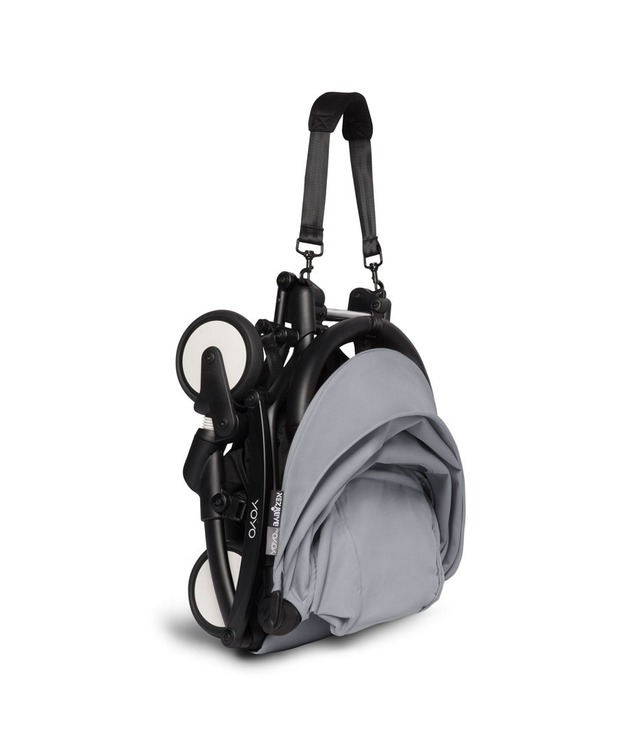Coche 6+ | Yoyo | Chasis Blanco | Asiento Stone