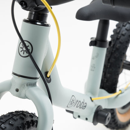 Nueva! Bicicleta de equilibrio para niños niñas Roda Trail 14